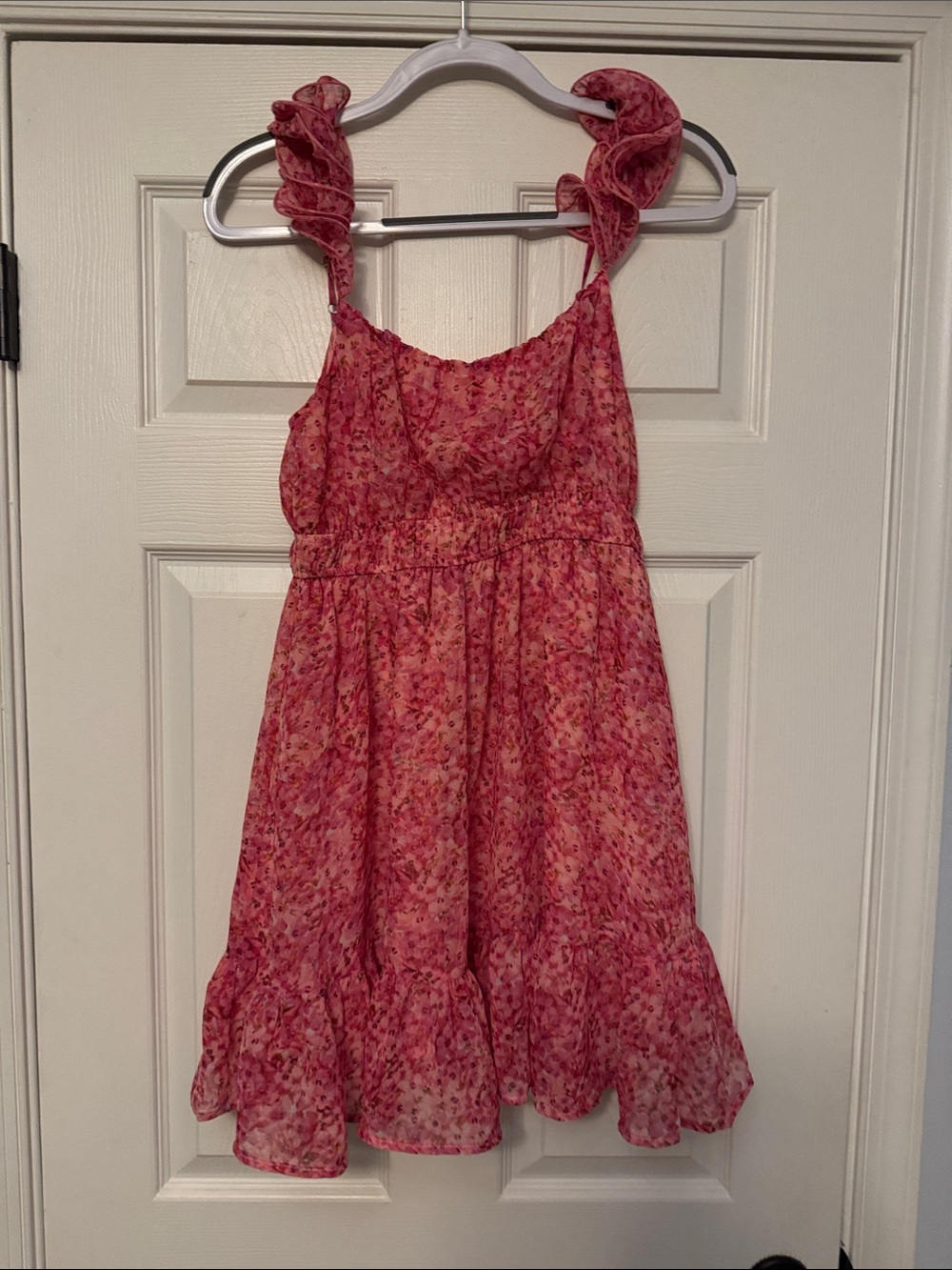 LUSH pink dress-size medium-ruffle tank top w/pink lining-excellent condition